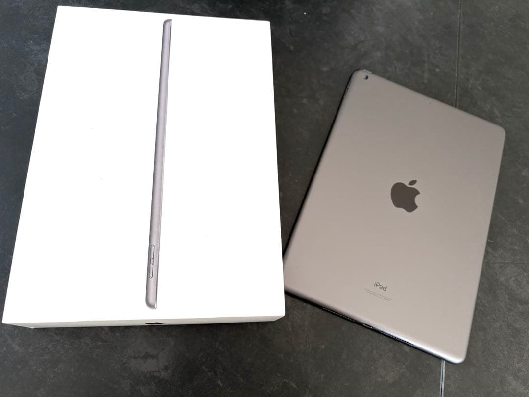 【美品】Apple iPad (第9世代) スペースグレー 本体 Apple iPad 10.2インチ 第9世代 Wi-Fi+Cellular 64GB 2021年秋モデル