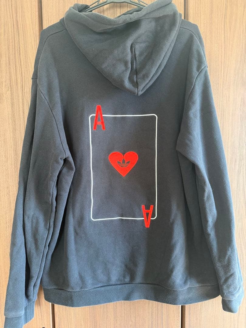 2XO】adidas originalsバレンタインデー VDAYフーディー