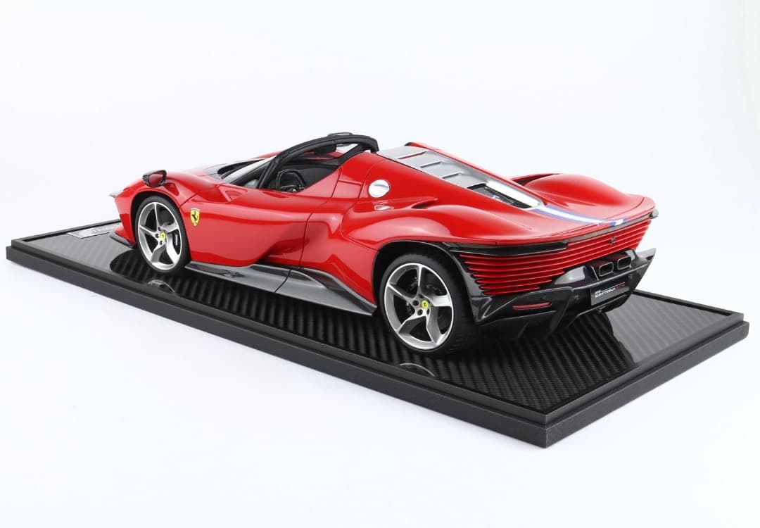 大幅値下げ【新品・即納】BBR 1/12 フェラーリ SP3