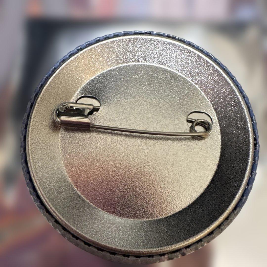 チェンソーマン コラボカフェ 早川アキ グリッター缶バッジ - メルカリ