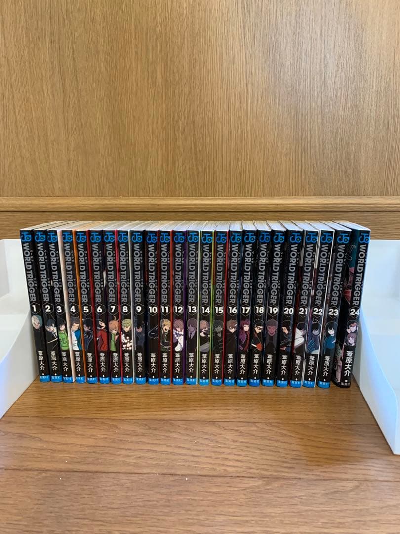 ワールドトリガー 全巻セット 1〜24巻 - メルカリ
