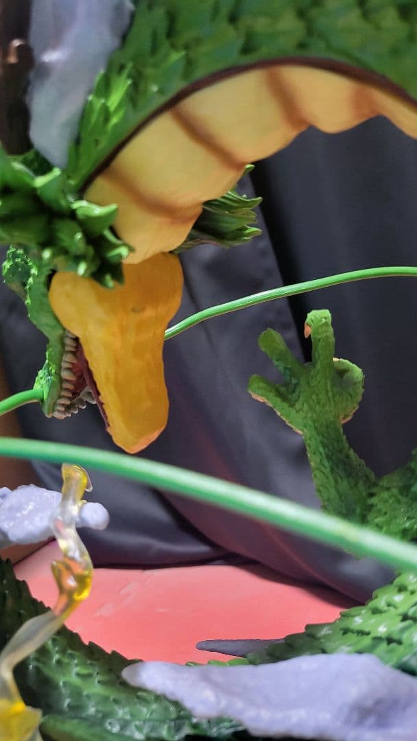 ドラゴンボール　神龍　シェンロン　神竜　筋斗雲乗り少年悟空　　フィギュア