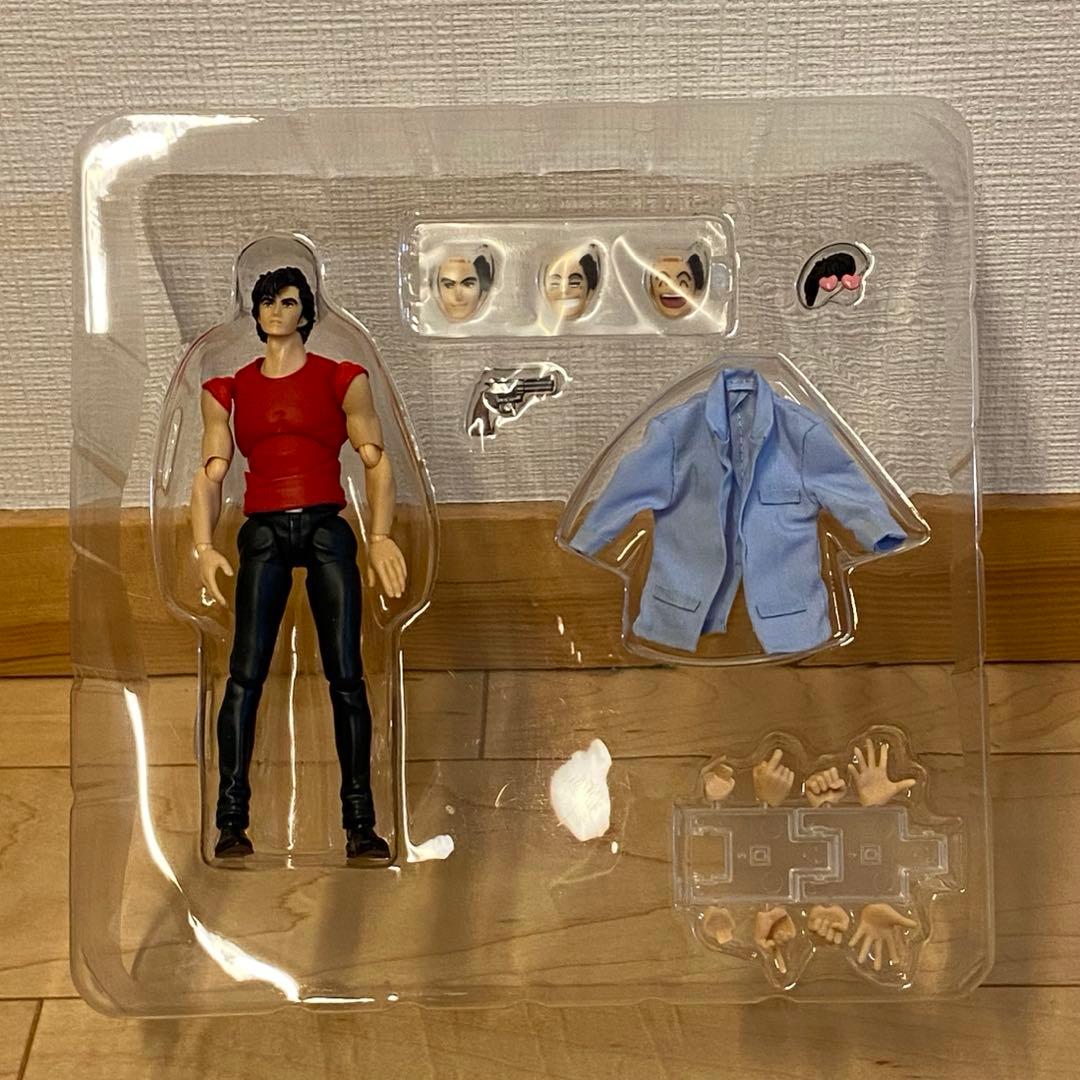 バズモッド　シティーハンター　冴羽獠　可動フィギュア