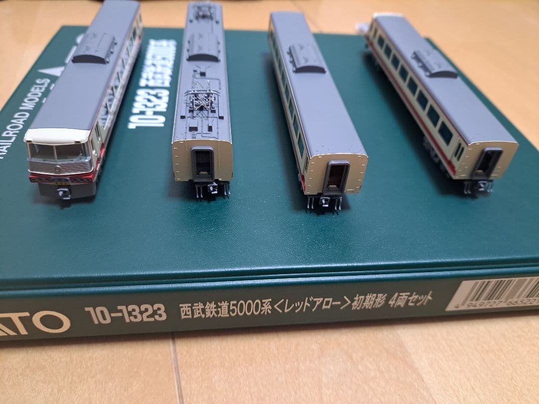 Nゲージ　KATO 西武鉄道5000系　レッドアロー　初期形　4両セット