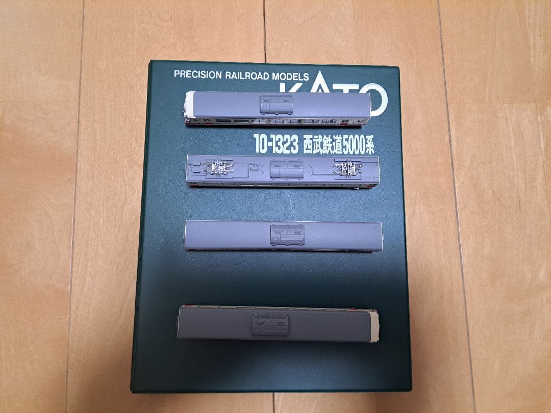 Nゲージ　KATO 西武鉄道5000系　レッドアロー　初期形　4両セット