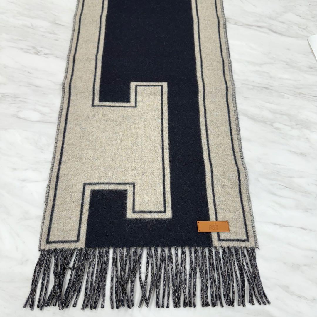 新品未使用　HERMES エルメス マフラー 《クレ・ドゥ・H》