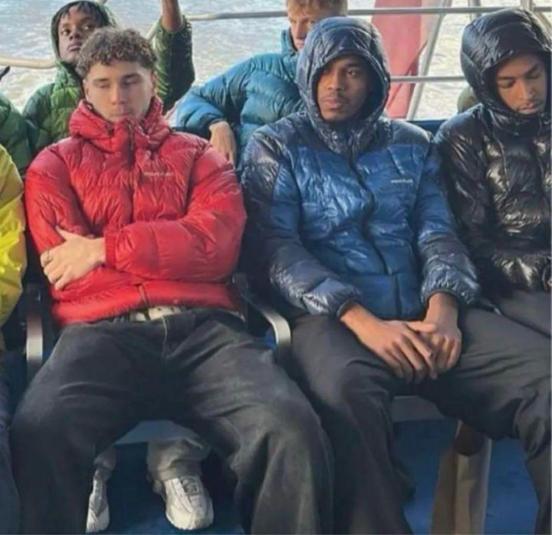 mont-bell ライトアルパインダウンパーカ レッド y2k モンベル - メルカリ