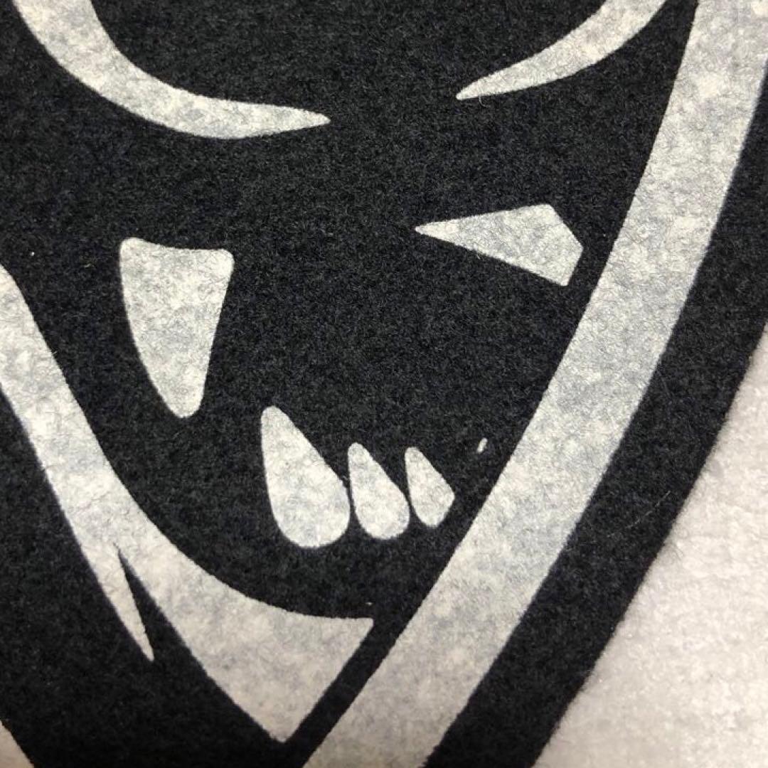 レア マンウィズ DJサンタモニカ スリップマット風ランチョンマット