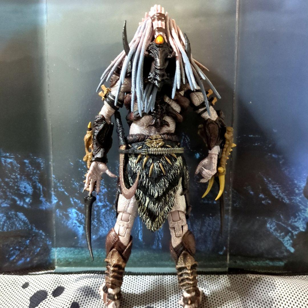 NECA ／アルファプレデター 【中古開封品】