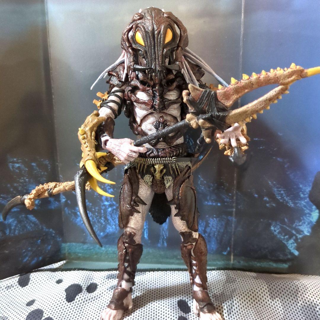 NECA ／アルファプレデター 【中古開封品】