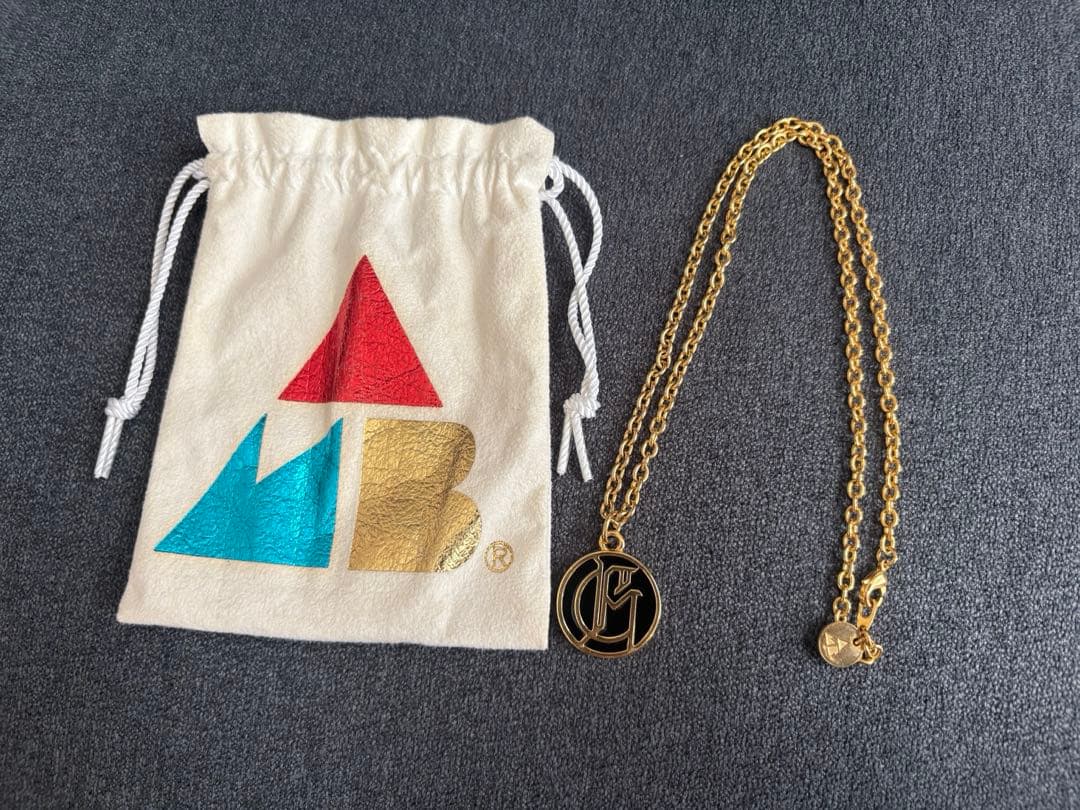 AMBUSH × G-DRAGONコラボネックレス アンブッシュからG-DRAGONとのコラボネックレス登場 定番モチーフを再解釈