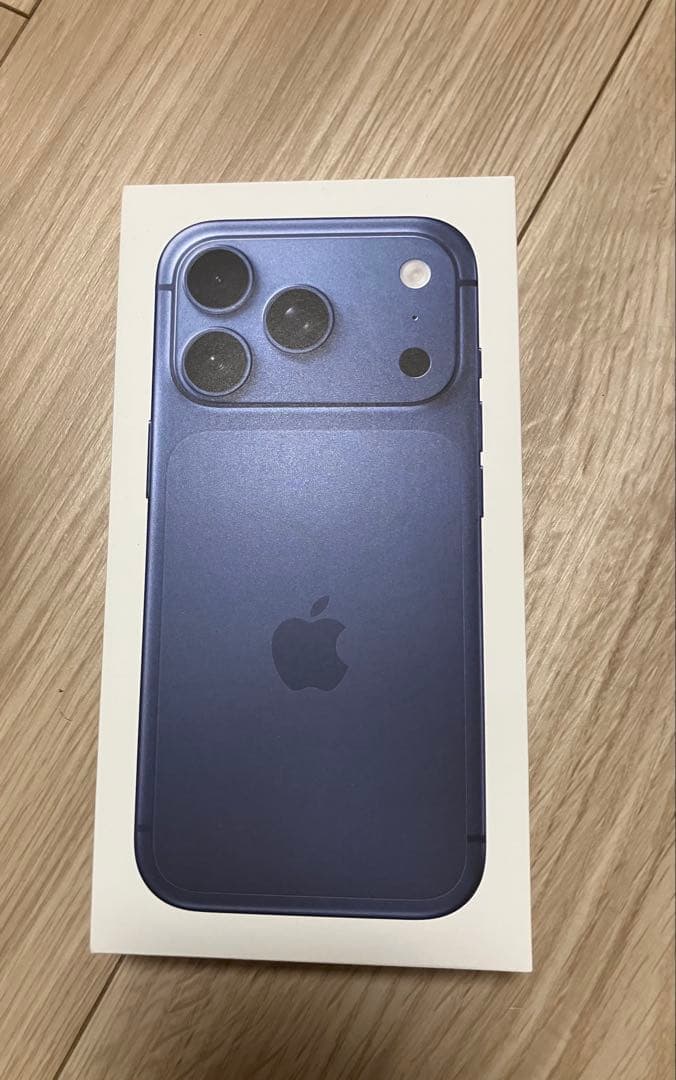 未使用品　iPhone 17 pro 256GB ディープブルー　アイフォン iPhone 17 Pro 【新品 未開封品】SIMフリー 256GB [ディープブルー