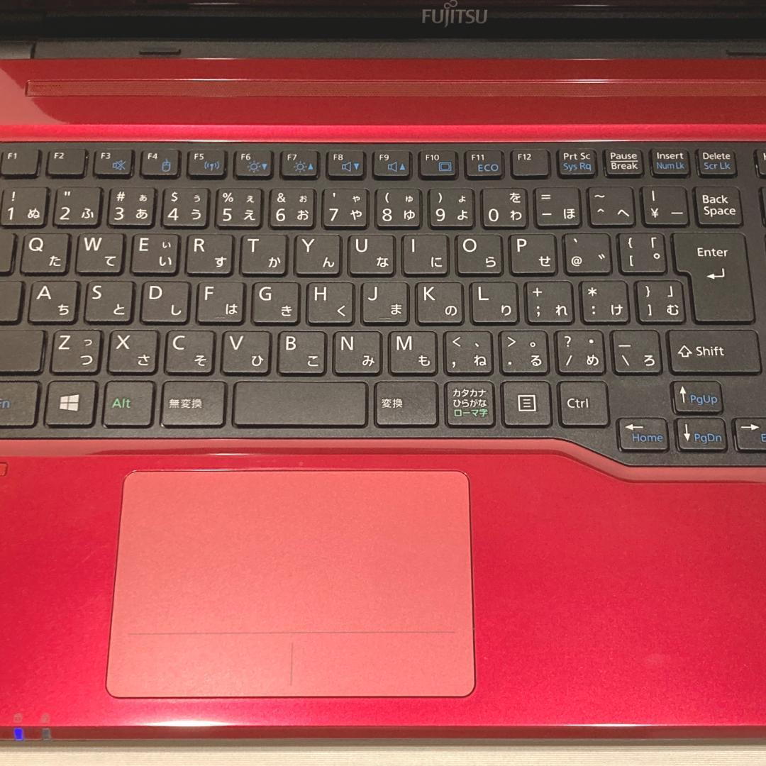 初心者✨カメラ付・大画面・ブルーレイ✨赤✨すぐ使えるノートパソコン