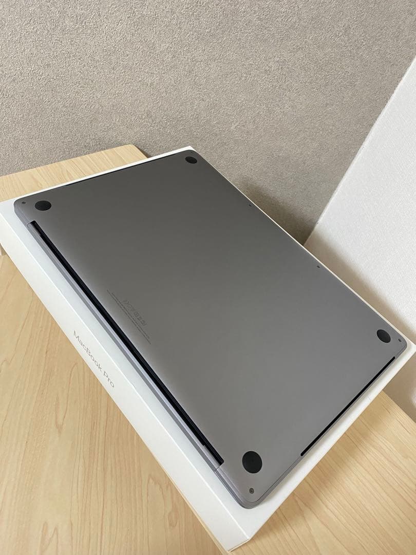 2025年OS 美品 MacBook Pro i9 32GB/1TB 元箱 - メルカリ