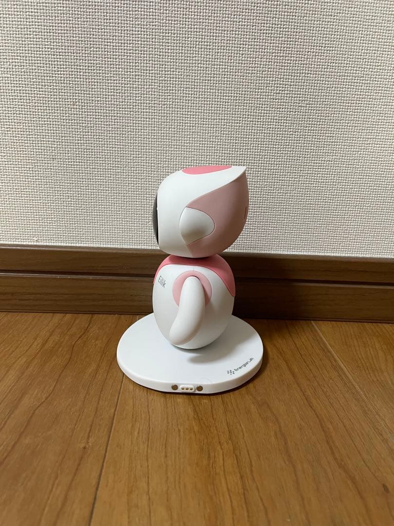 アイリック　Ellik ロボット　ピンク
