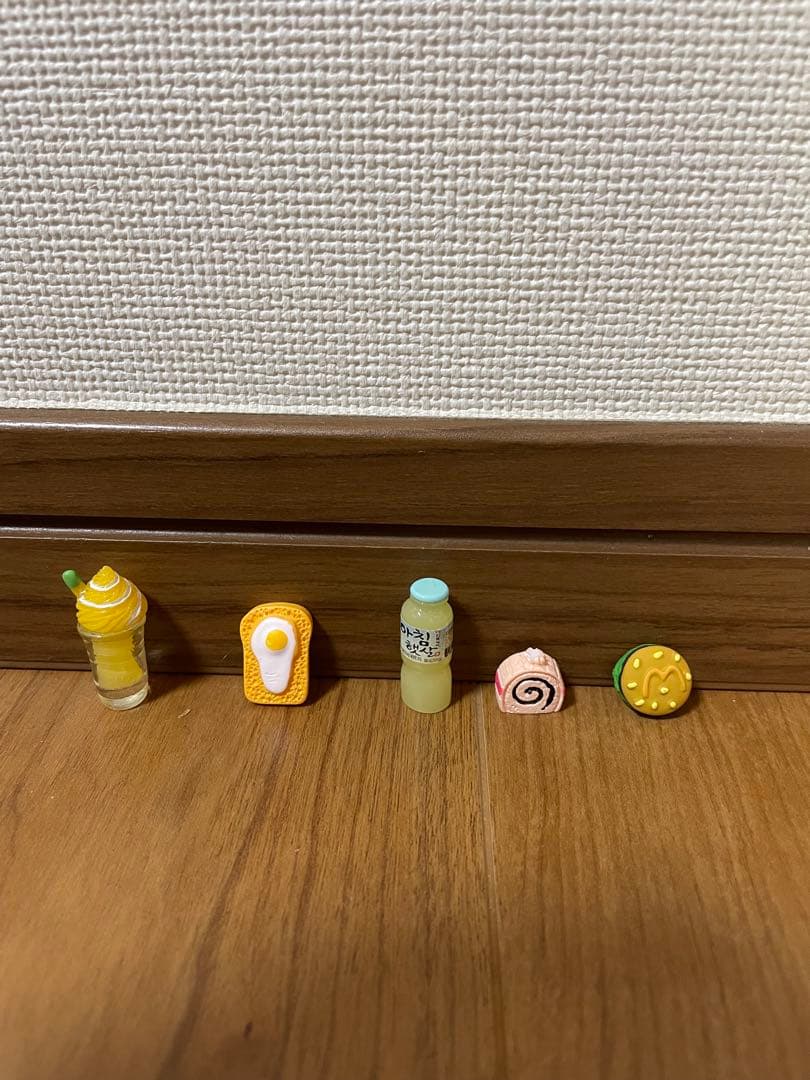 アイリック　Ellik ロボット　ピンク