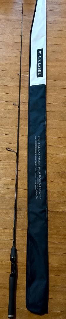 ダイワ　ブラックレーベル　６０１１ＬＭＬＸＳ−ＳＴ／バスロッド 楽天市場】(訳有リ)ダイワ ブラックレーベル 6011LMLXS-ST (スピニング