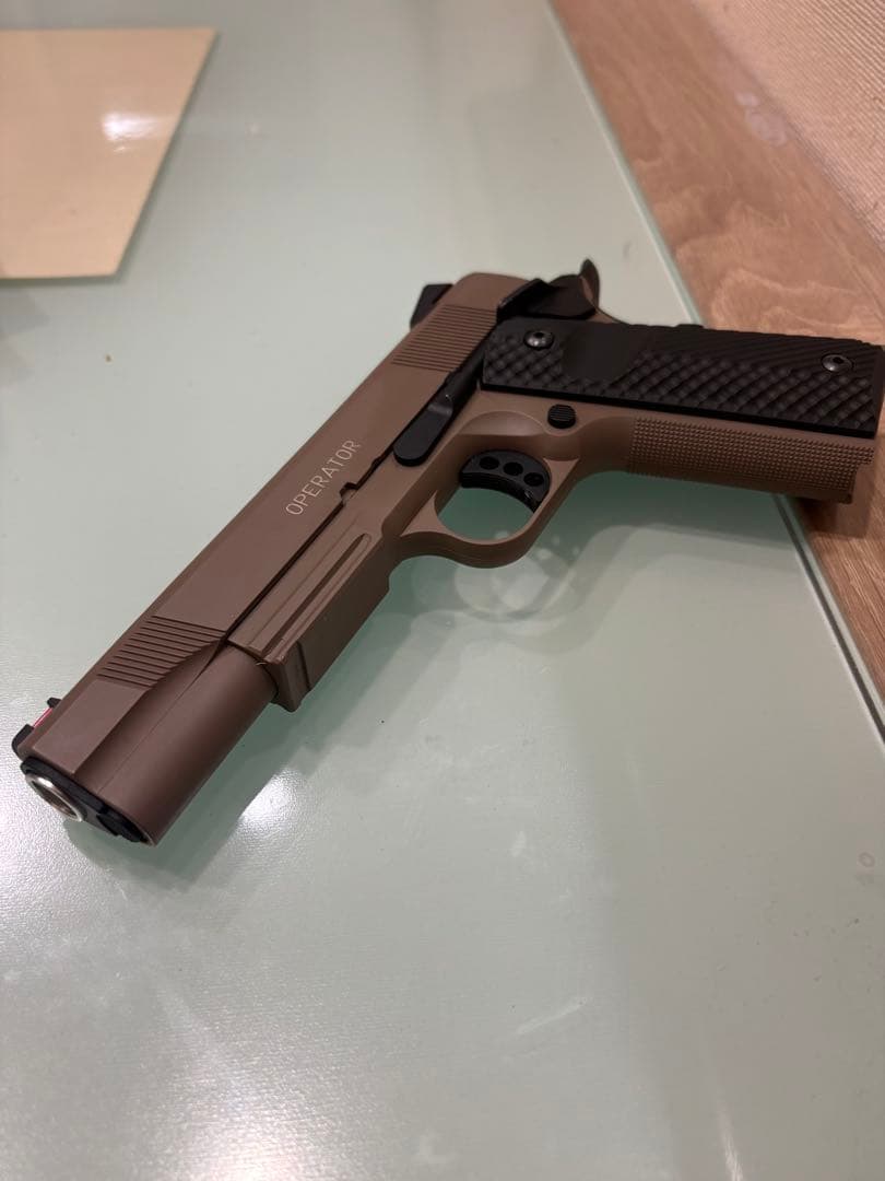 Carbon8 m45doc co2ガスガン