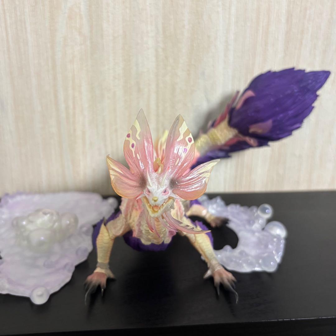 40.【ジャンク品】S.H.モンスターアーツ タマミツネ