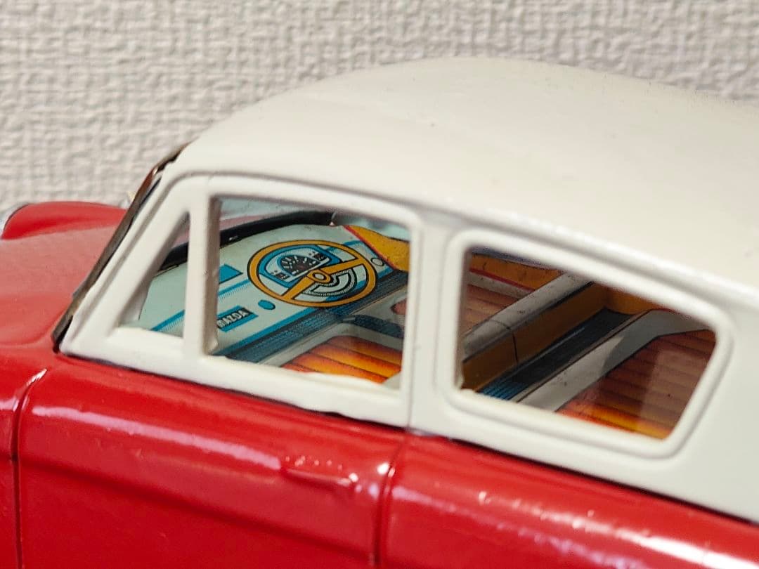 イチコー　マツダ　キャロル　赤/白色　ブリキ