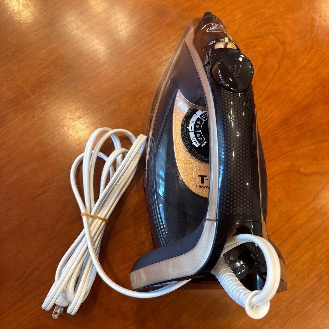 ティファール アイロン　T-falアルティメット6828 T-fal（ティファール） アルティメット 6828 FV6828J0 スチーム