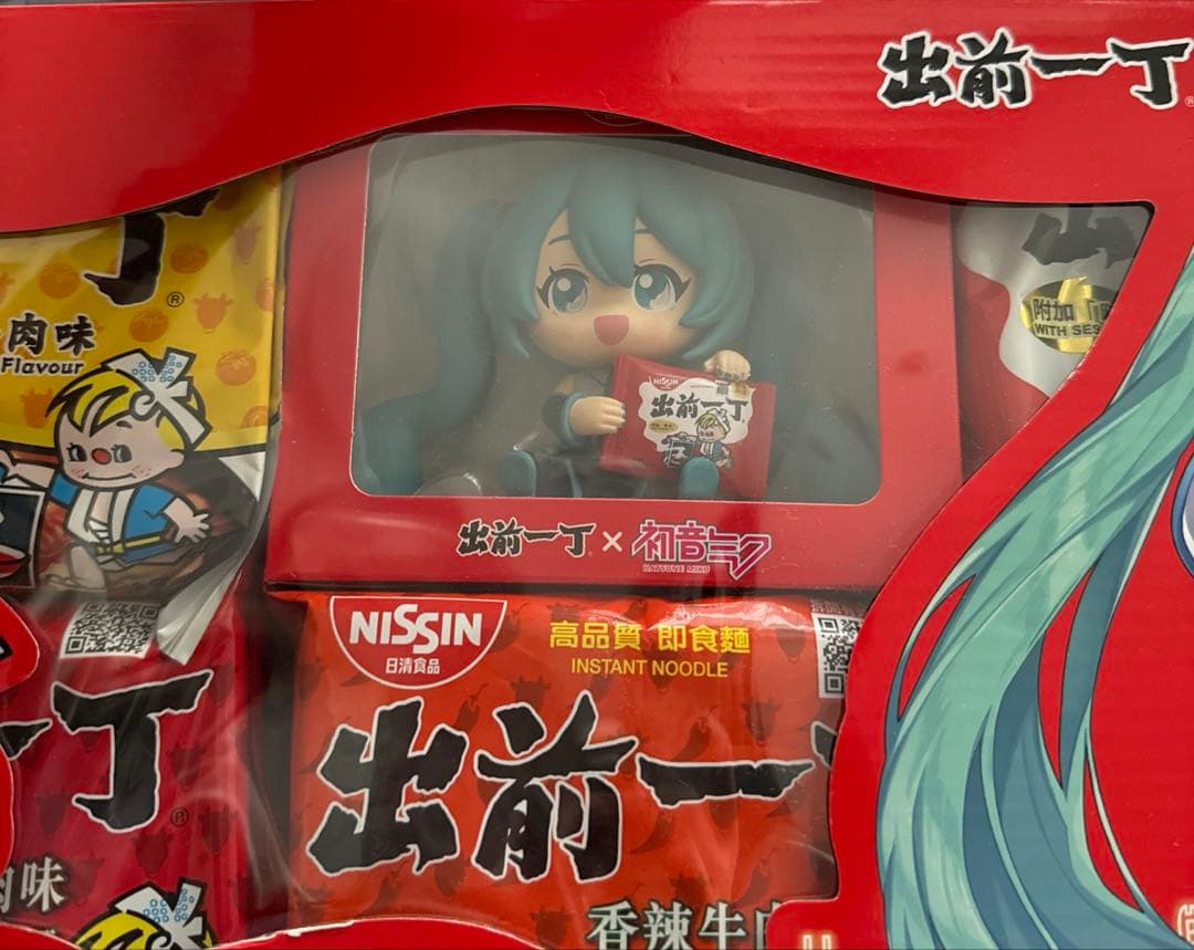 新品　未開封　日清　NISSIN 初音ミク コラボセット 40周年記念　香港限定