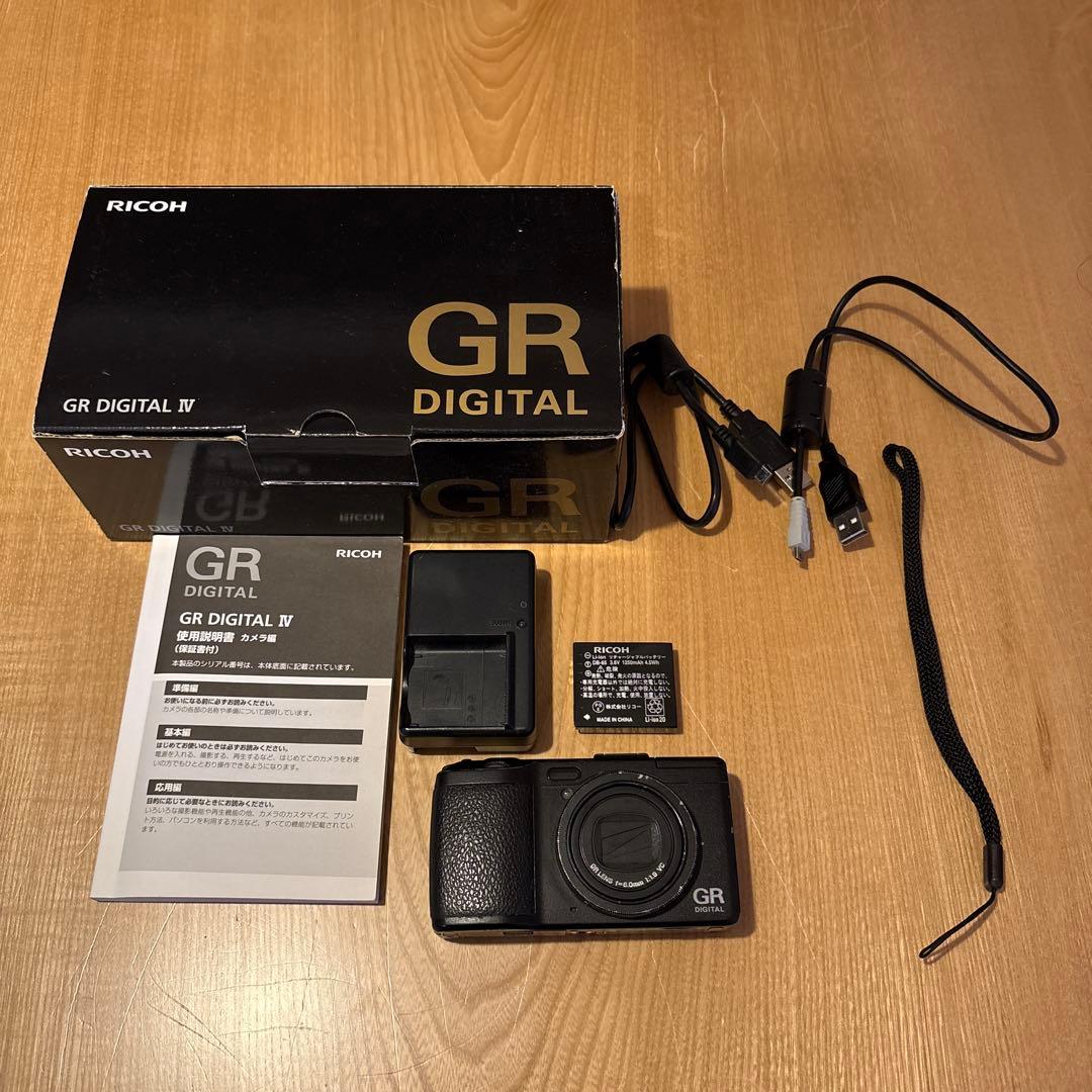 ［ジャンク扱い］RICOH GR DIGITAL IV 本体 赤城耕一の「アカギカメラ」 第108回：年末カメラ整理で発掘した「GR