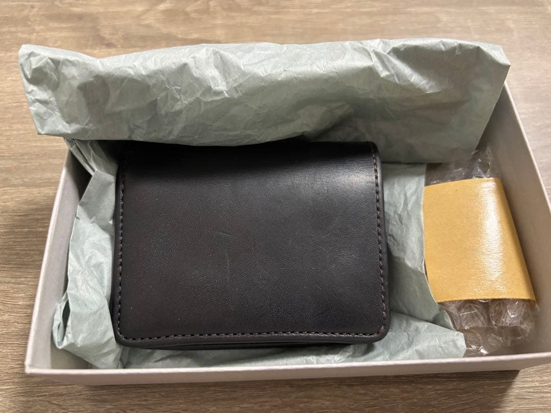 ゴリさん専用‼️WILDSWANS ブラック 二つ折り財布 - メルカリ