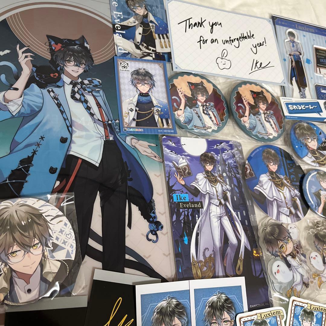 アイク Ike 31点グッズまとめ売りハロウィン アクスタ缶バッジLuxiem