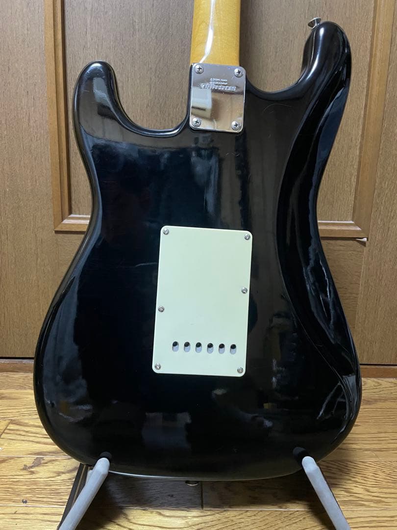 フェルナンデス　リバイバルシリーズ　RST64 ストラトキャスター　消えロゴ