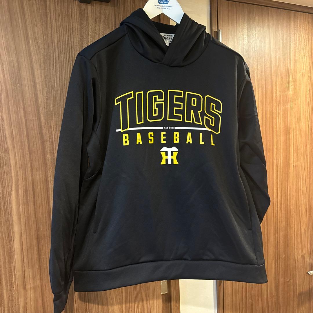 ミズノ 阪神タイガース公認 レプリカパーカー Lサイズ - メルカリ