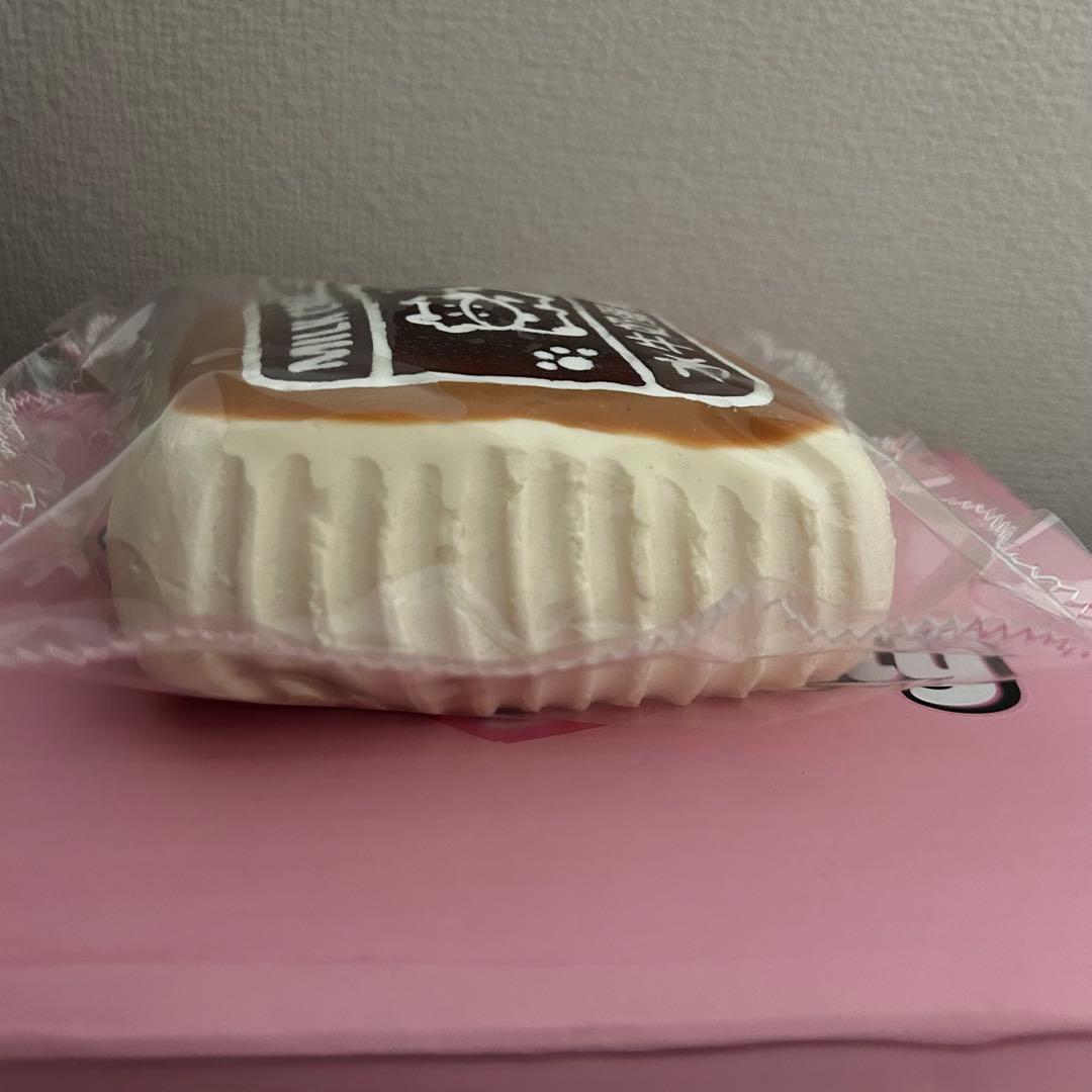 キキスクイーズ kikisquishy 牛ケーキXL - メルカリ