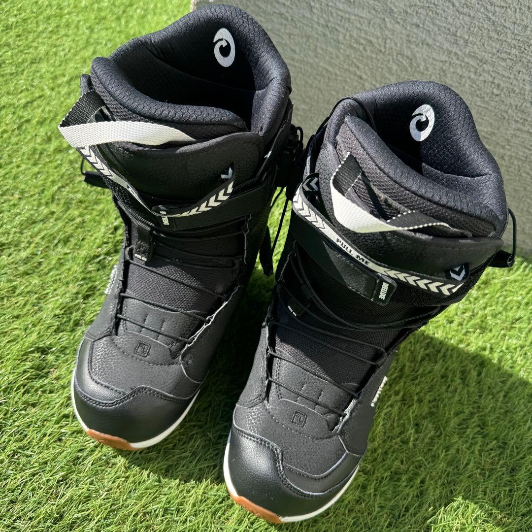 DEELUXE EMPIRE 24.5cm スノボブーツ