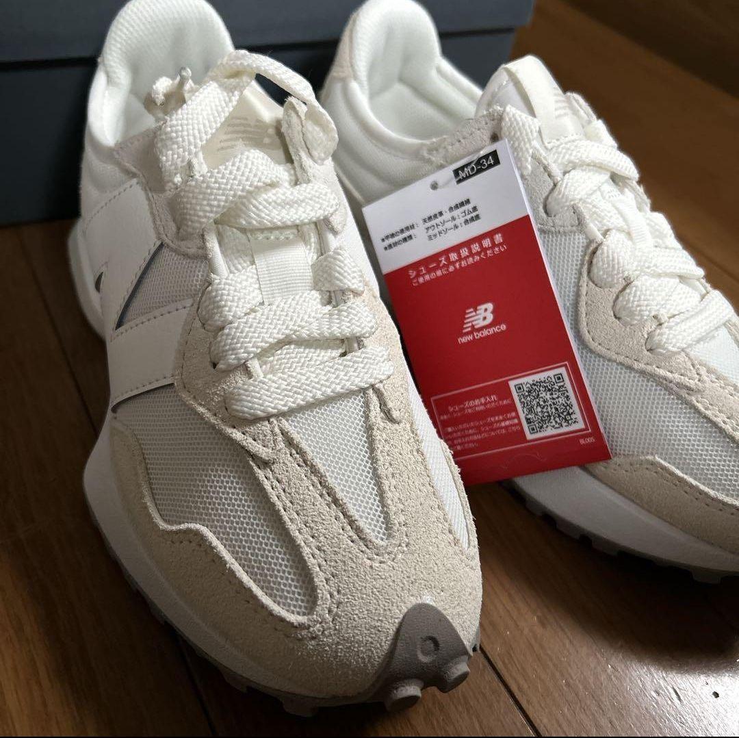 ★特価　新品 ニューバランス　スニーカー　U327　24.0cm　送料込