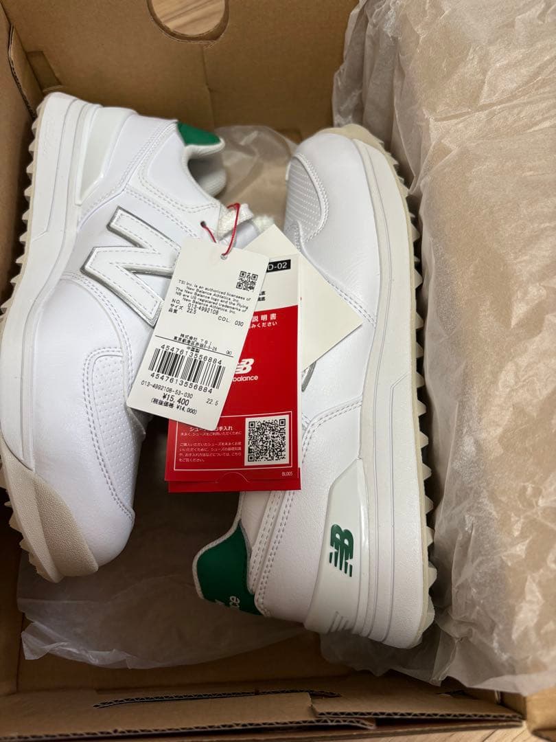 ニューバランス　新品未使用　22.5cm 2E レディース　ゴルフシューズ
