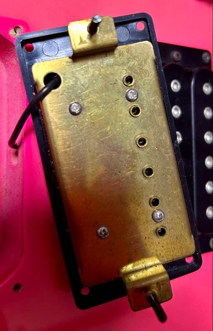 和竜様　　　　ネックはBurny。コンポーネント　hideモデル風