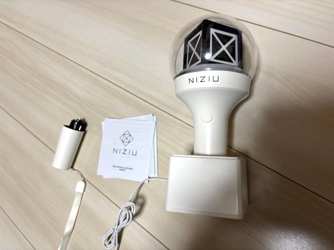 NiziU ペンライト ホワイト オンライン 通販