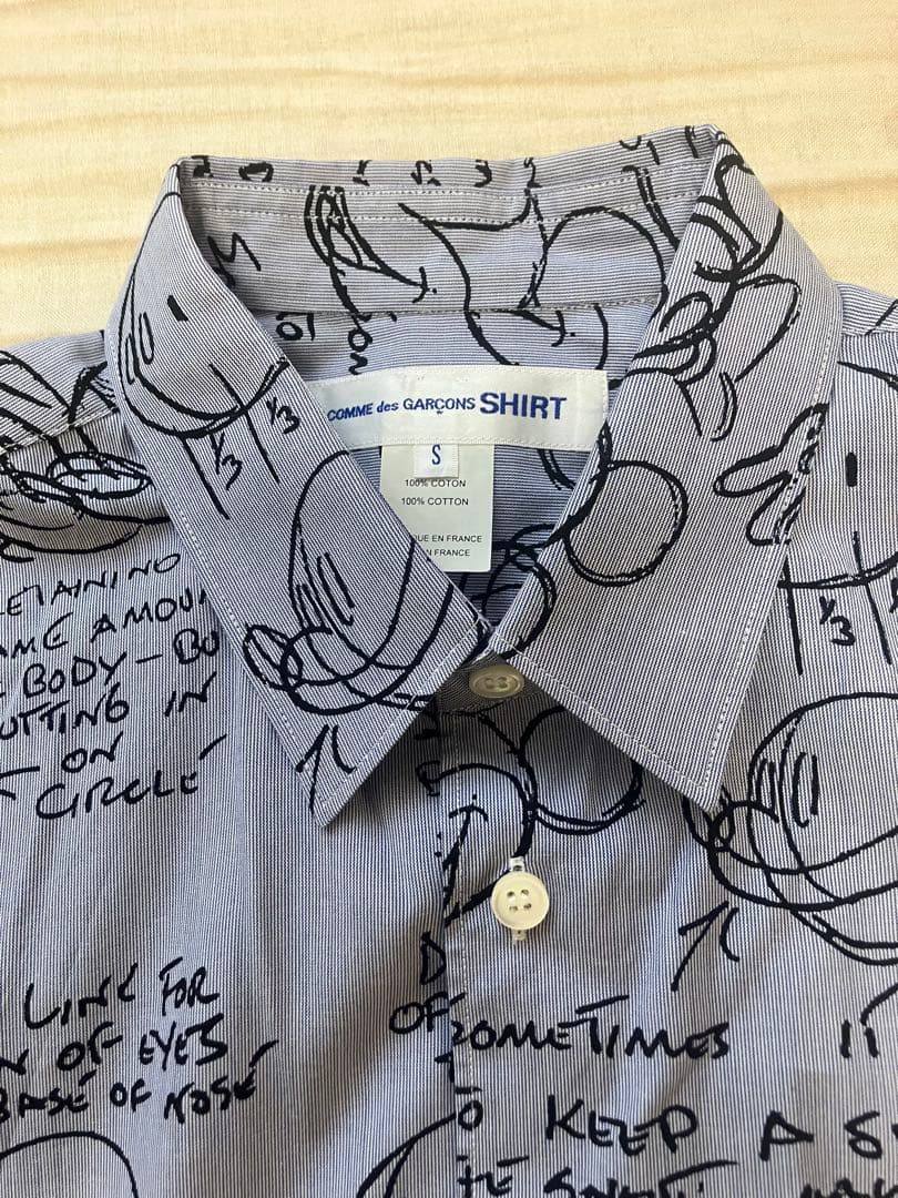 CDG コムデギャルソンシャツ ミッキーマウス画 x ディズニーから