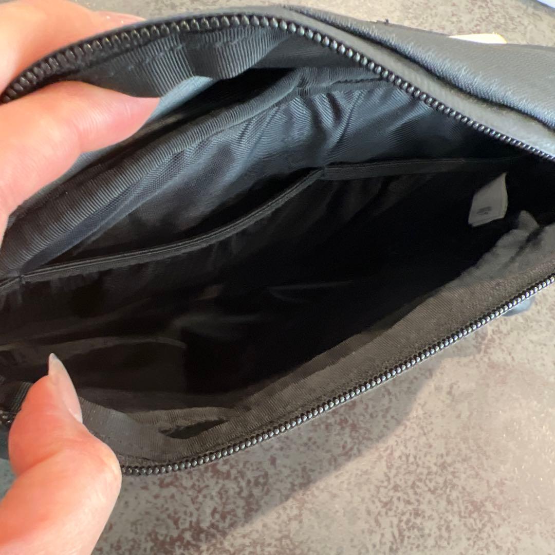 21ss Supreme Sling Bag Black - メルカリ