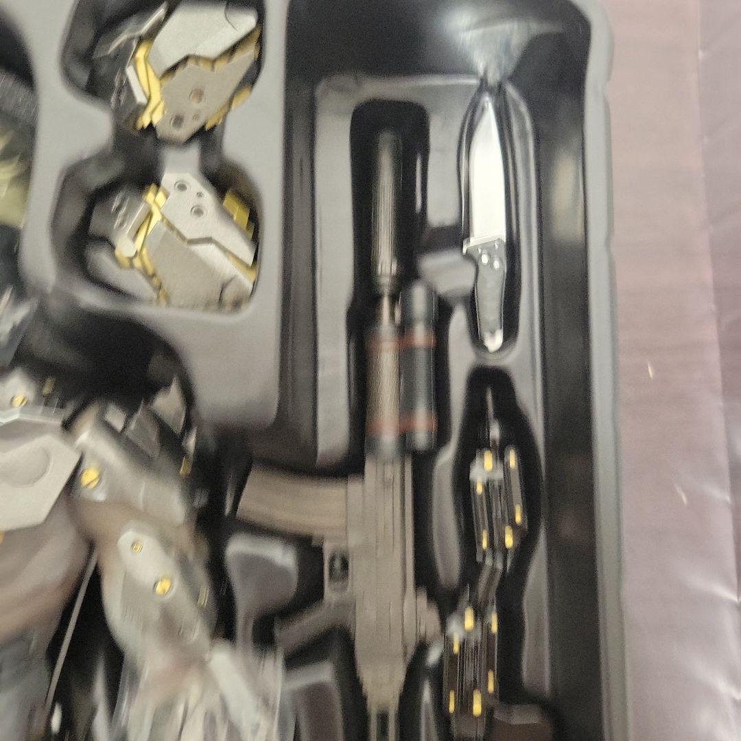 HOT TOYS ビデオゲーム・マスターピース メタルギア ライジング 雷電