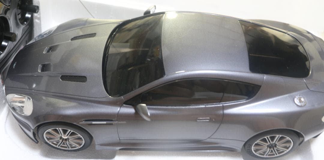 貴重ニッコー　００７／カジノ・ロワイヤル　アストンマーチンＤＢＳ　ラジコンカー