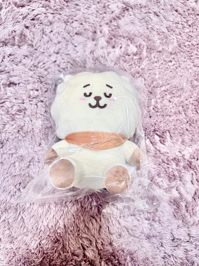 ＢＴＳ　グッズ　JINくん寄り