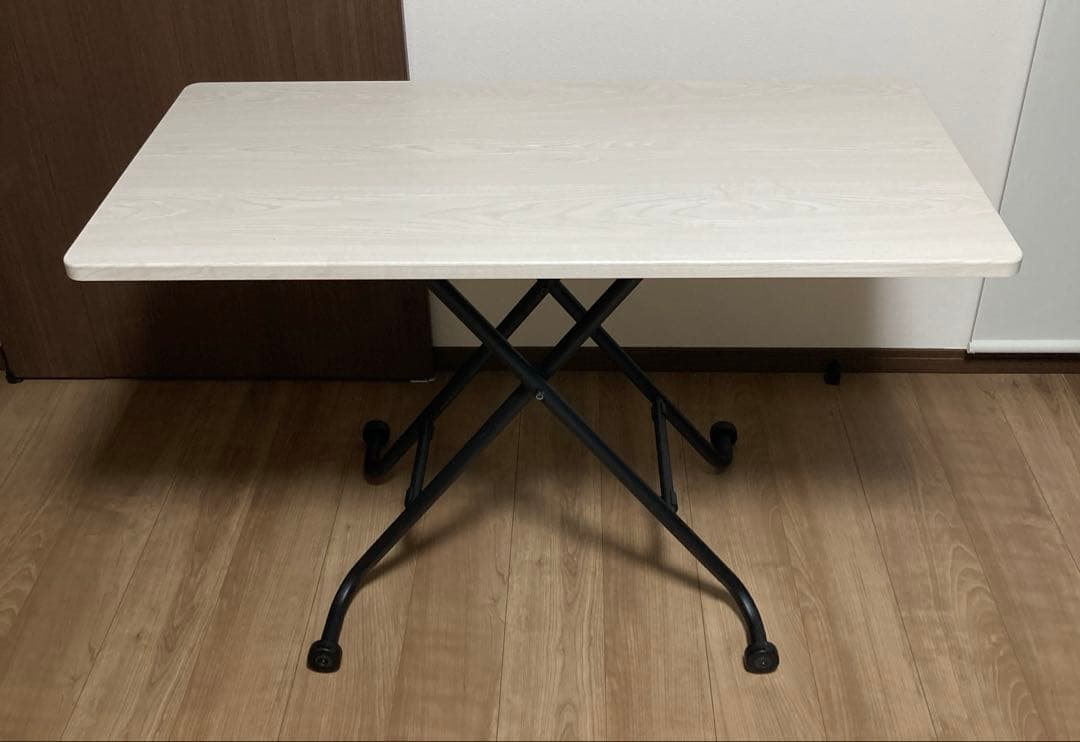 美品　ニトリ　昇降テーブル　ガス圧式　折りたたみ　キャスター付き　ホワイト ニトリ（NITORI） 昇降式テーブル(JY04-01 GW) : ニトリ Yahoo!店