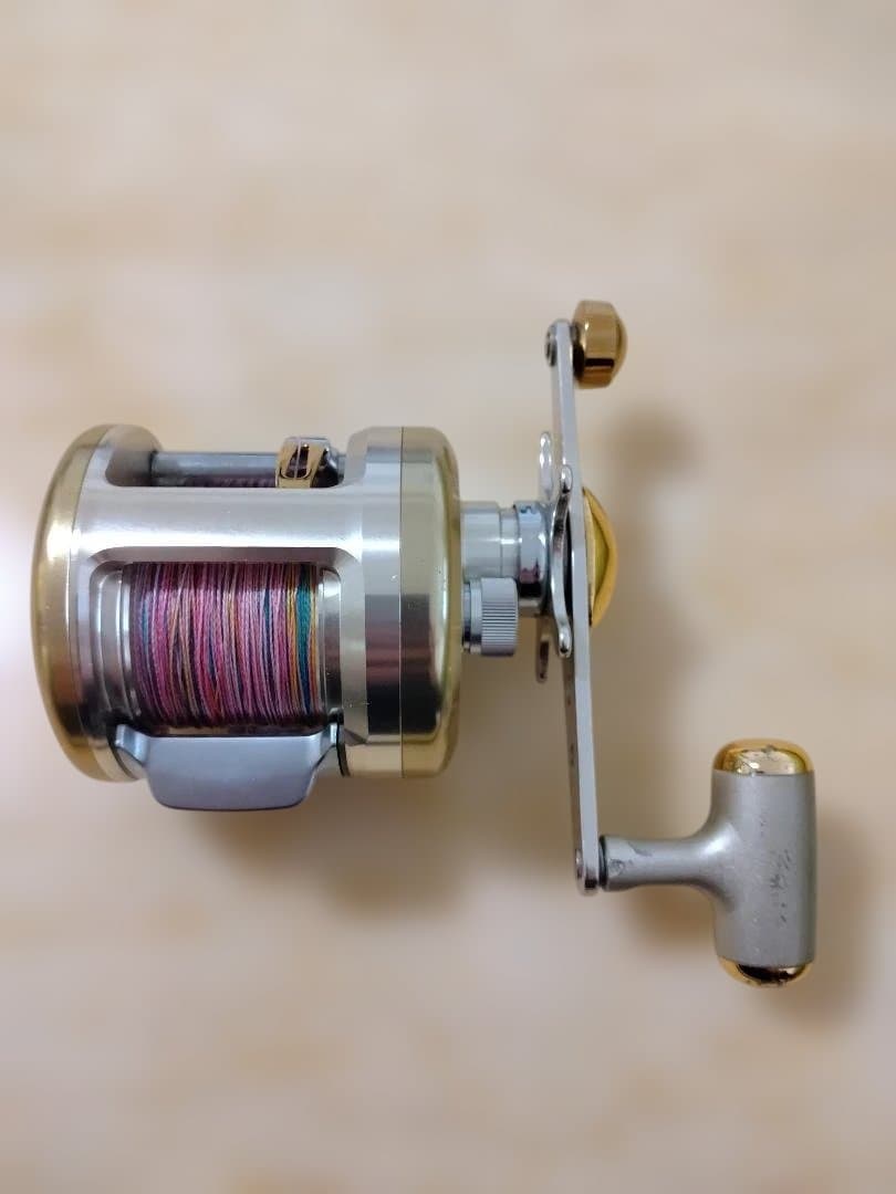 DAIWA　ダイワ　ミリオネア CV-Z 250F DAIWA ダイワ ミリオネア CV-Z250F - 中古釣り・フィッシング