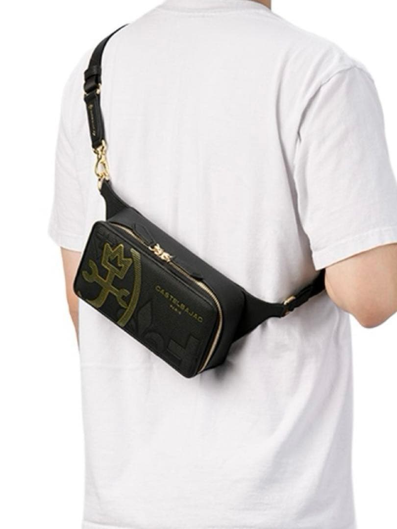 《極美品》castelbajac カステルパジャックボディバッグ　ワンショルダー