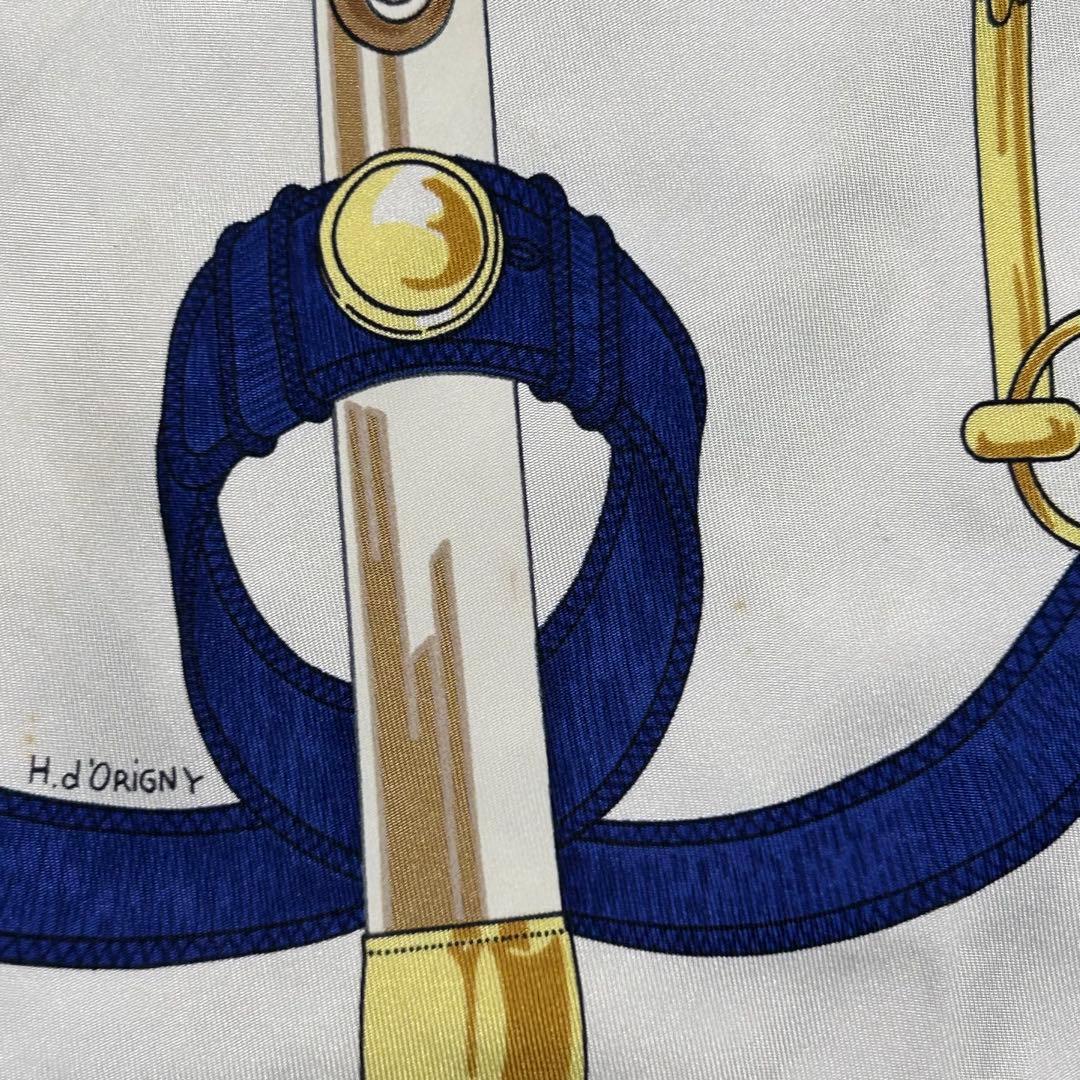 【HERMÈS】スカーフ カレ90 エプロン・ドール 黄金の拍車《最終価格》