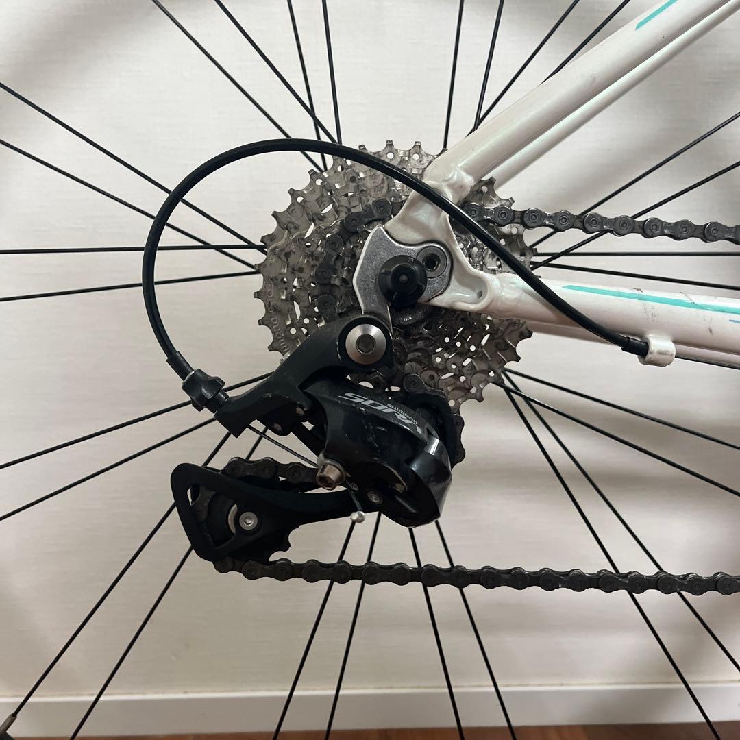 送料無料 ロードバイク ビアンキ BIANCHI サイズ41 ホワイト