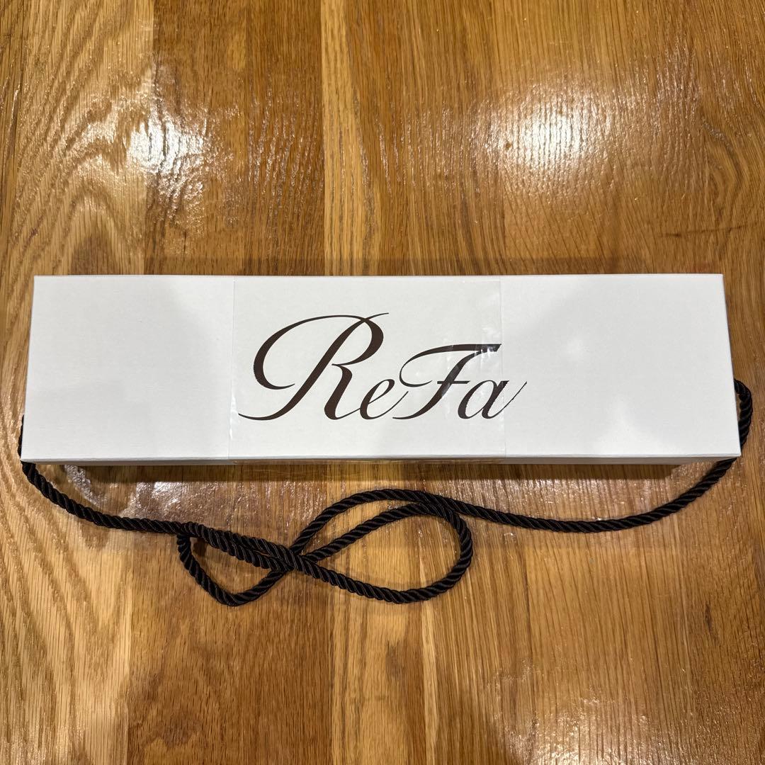 ReFa ストレートアイロン プロ　　ホワイト リファ ストレートアイロン プロ（ホワイト） プレゼント ギフト 誕生