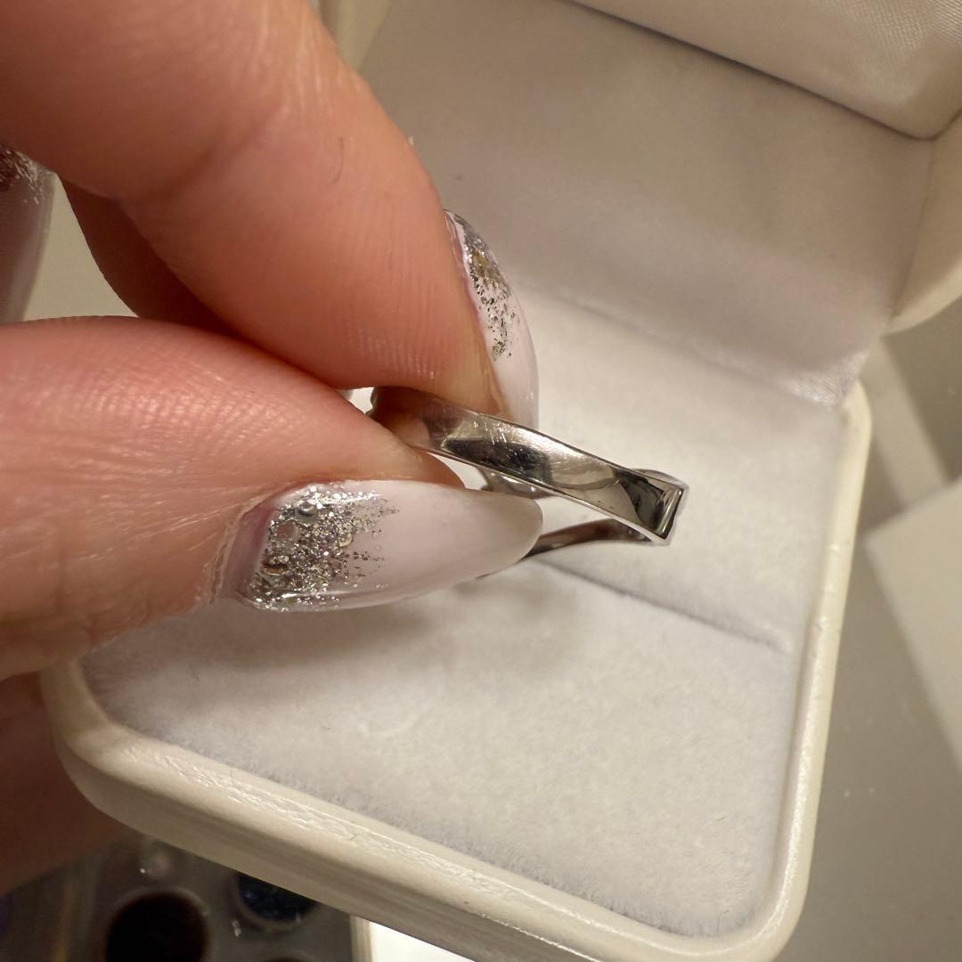 Pt 950 V字デザインリング 0.25ct #12