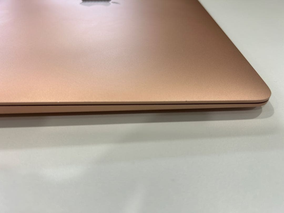 Apple MacBook Airゴールド 13.3inch 初期化済